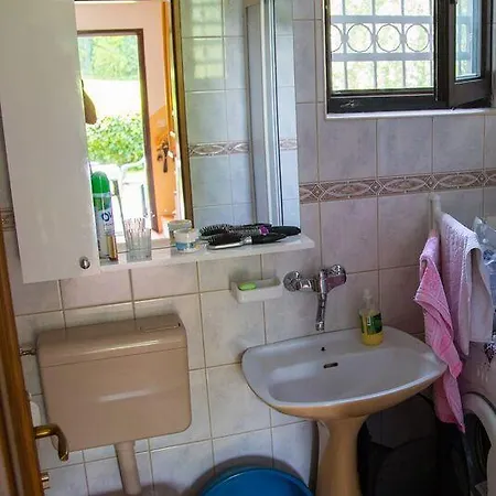 Countryside House Close To The City سراييفو